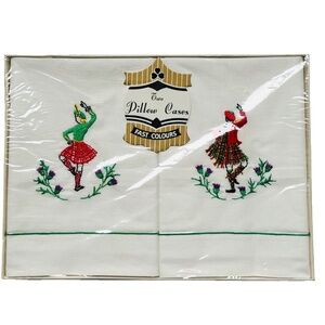 Vintage Pillowcase Set Boxed Embroidered Highland Dancers Standard New Red Green